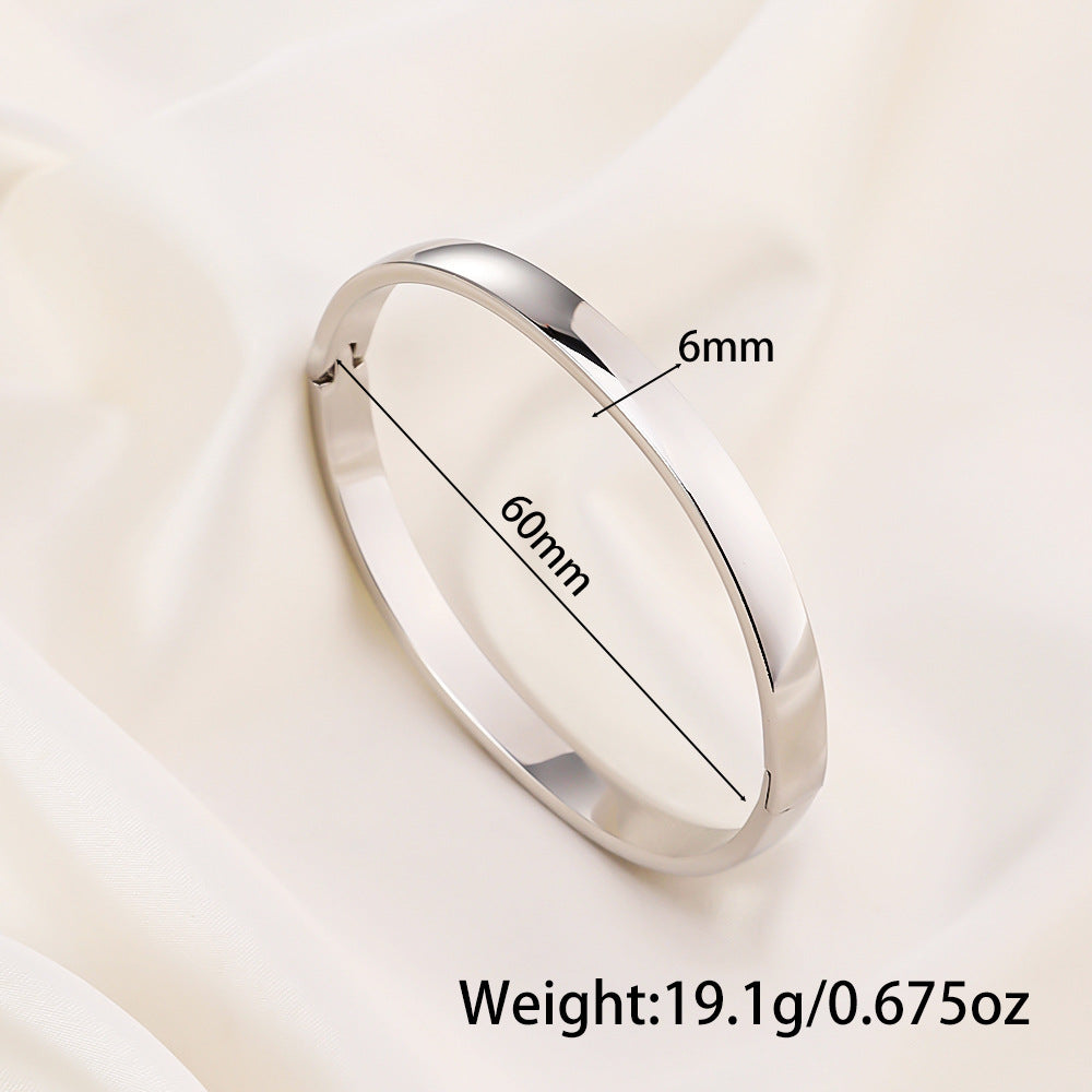 Fashionable And Minimalist Titanium Steel Bracelet With A Personalized Curved Design